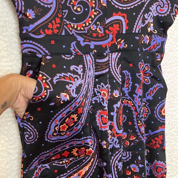 NWT Danielle Bernstein We Wore What Womens Red Purple Paisley Pantsuit SIZE 4 - Picture 7 of 11